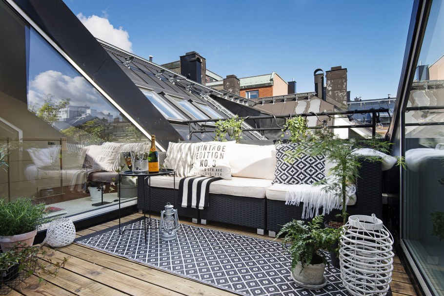 Мансарда с террасой на крыше