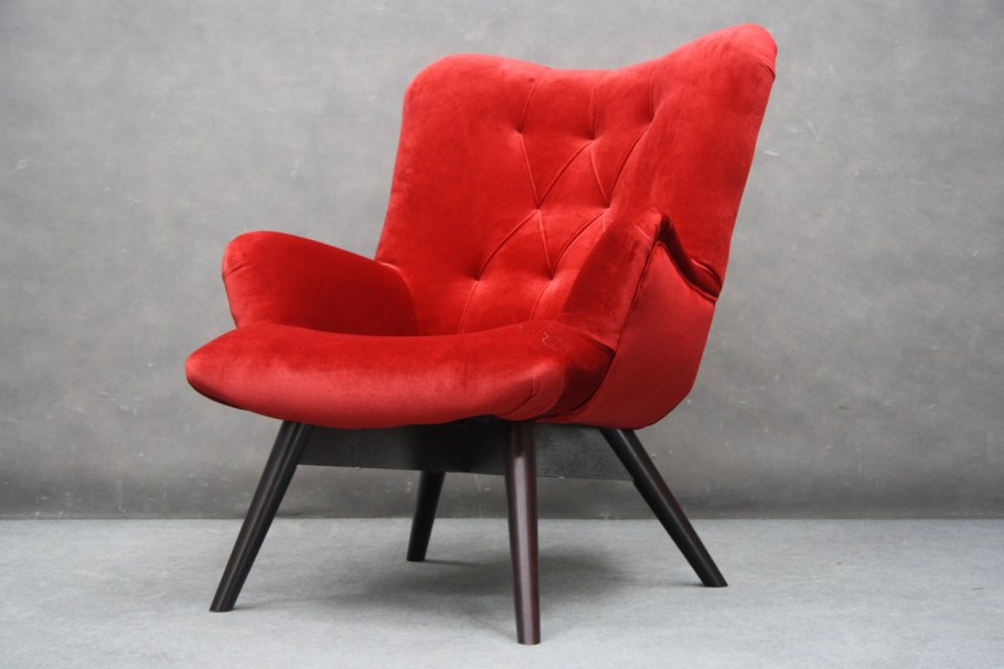 Диван и кресла в английском стиле