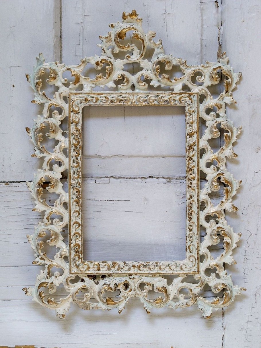 Зеркало в стиле шебби Шик