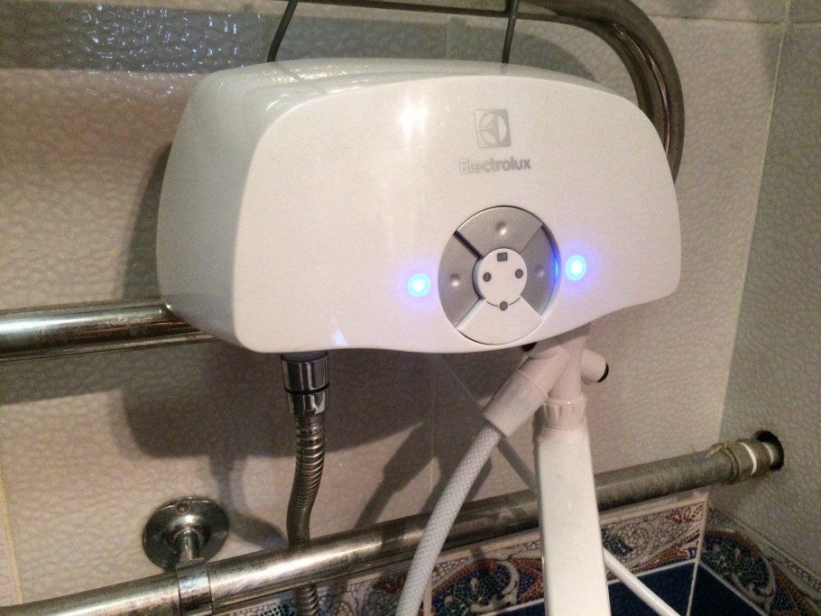 Проточный водонагреватель Electrolux Smartfix 2.0 TS 3.5 КВТ