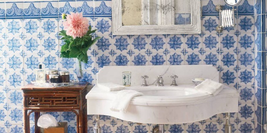 Ванная в стиле Прованс синяя