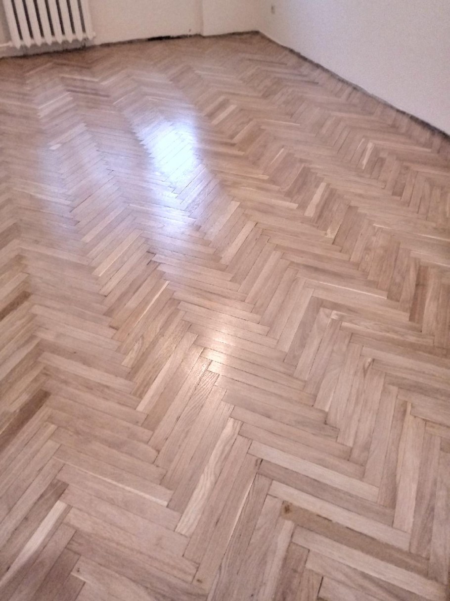 Циклевка паркета глянцевый