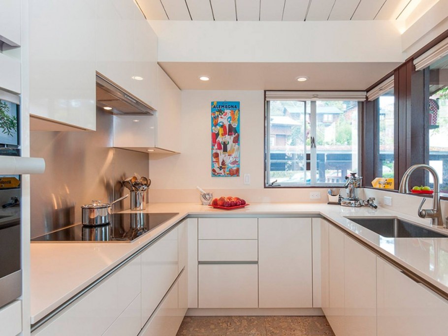 Планировка кухни п образная