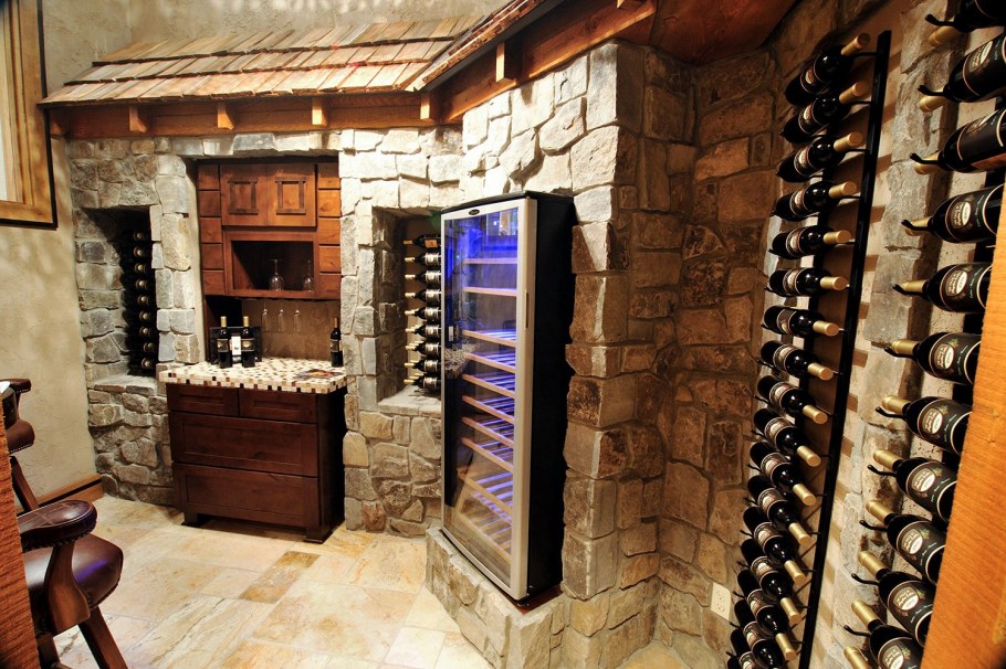 Отделка погреба