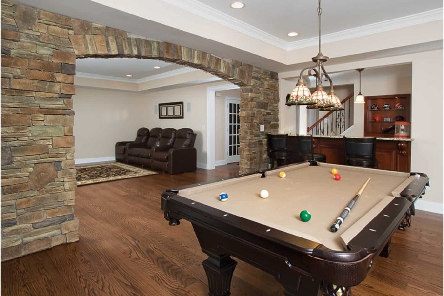 Внутренняя отделка цокольного этажа