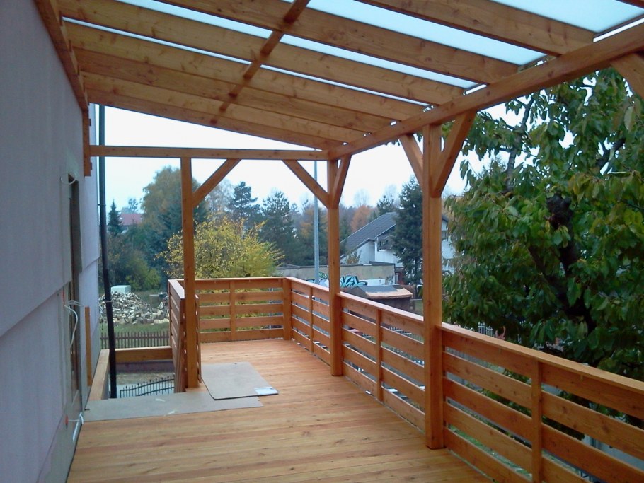 Вид с террасы на участок