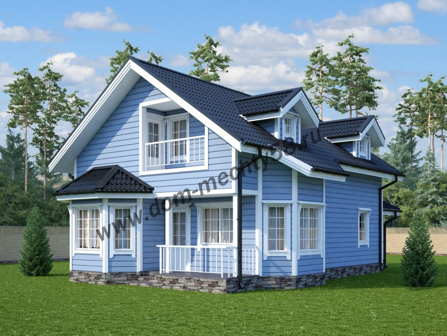Деревянный дом голубого цвета