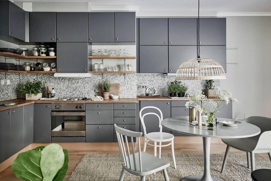 Стильная серая кухня