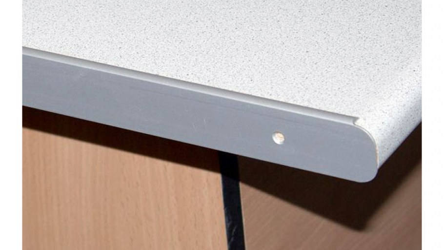 Бортик для столешницы на кухне