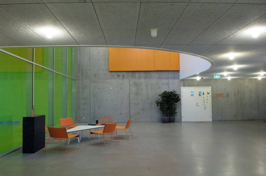 Потолок в студии звукозаписи