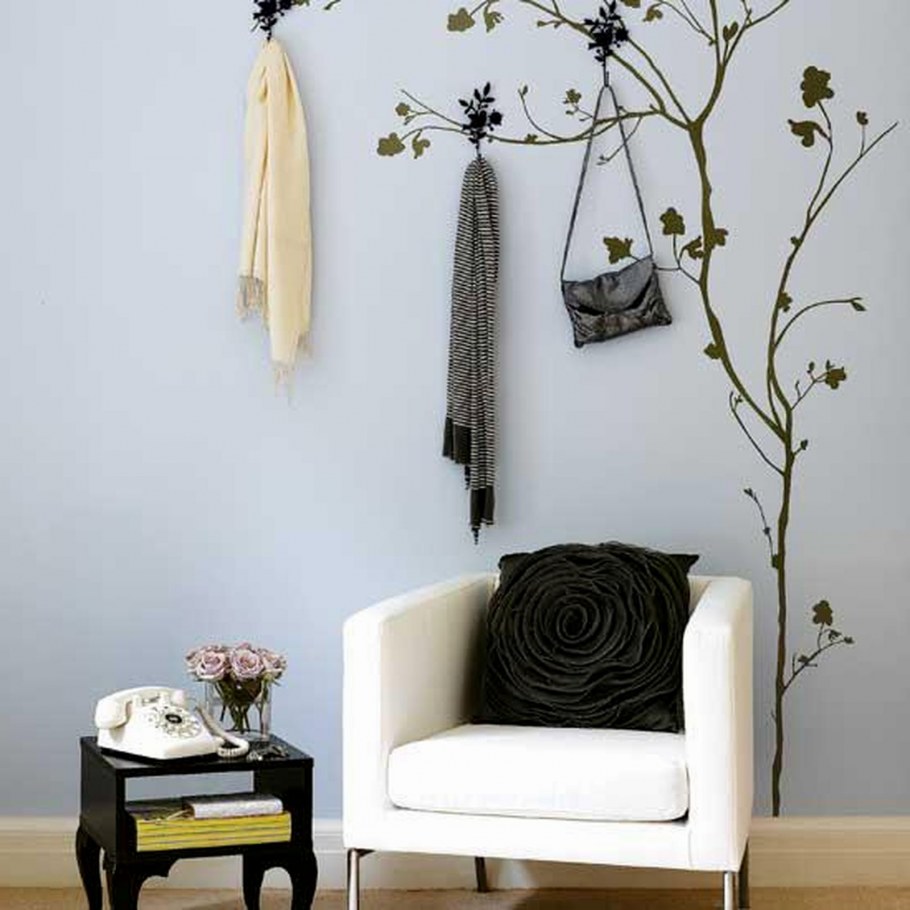 Зеркала в интерьере гостиной