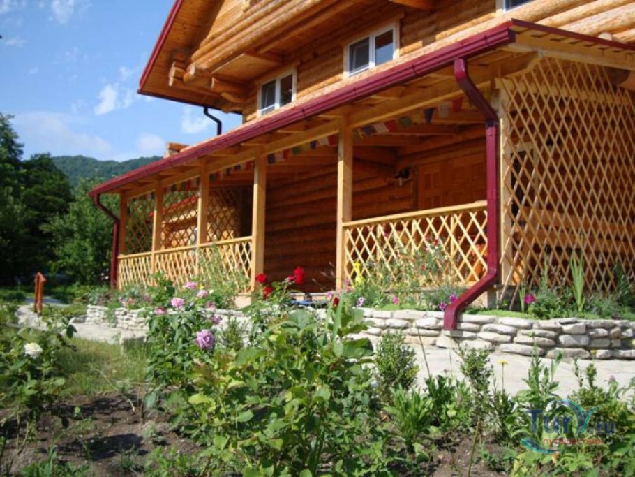 Беседка пристроенная к дому