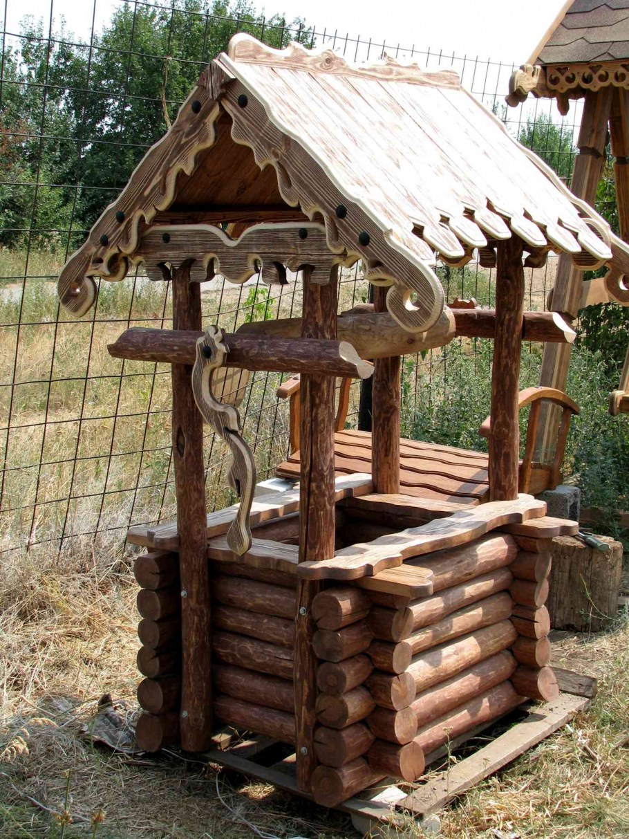 Деревянный колодец