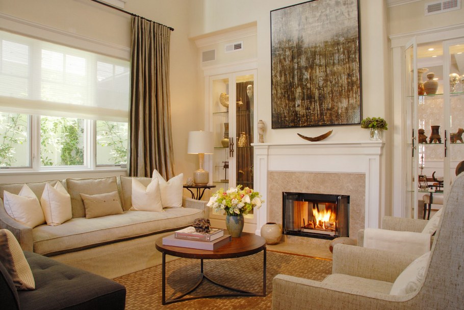 Стильная гостиная с камином