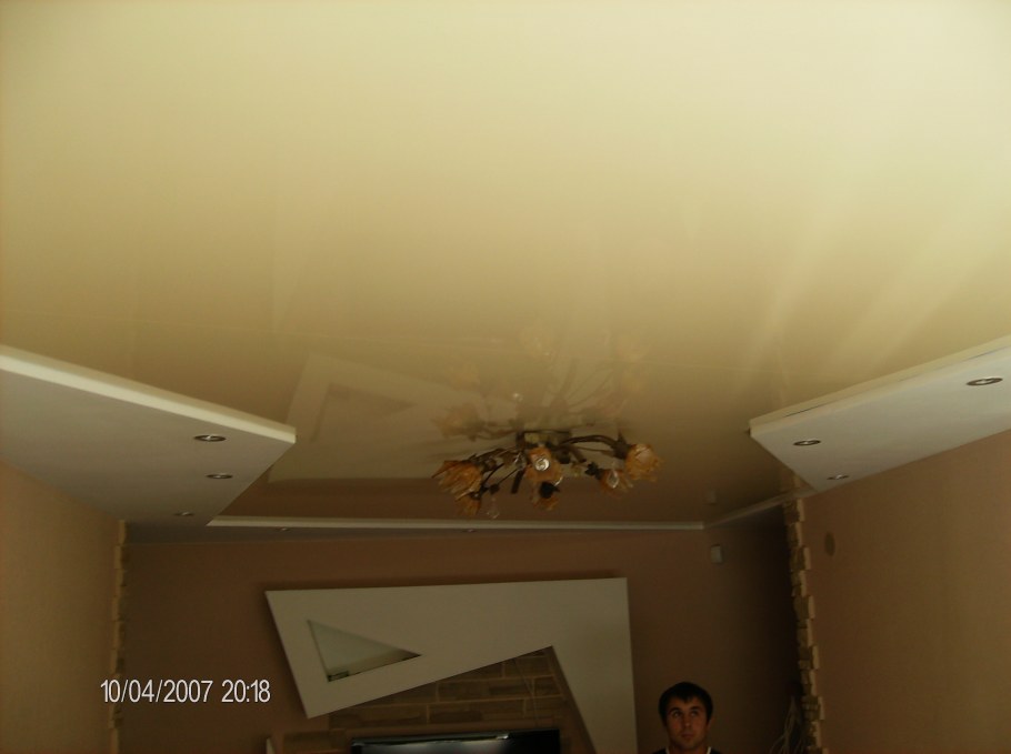 Натяжной потолок слоновая кость