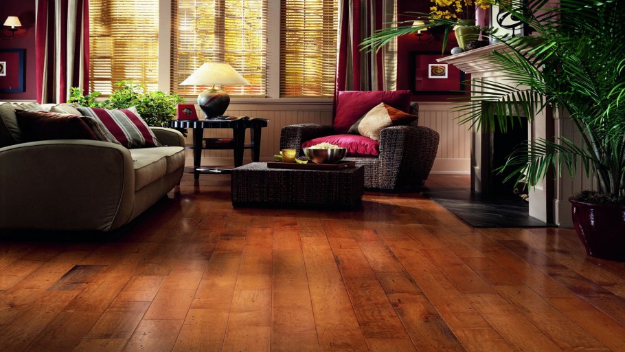 Темный паркет в интерьере