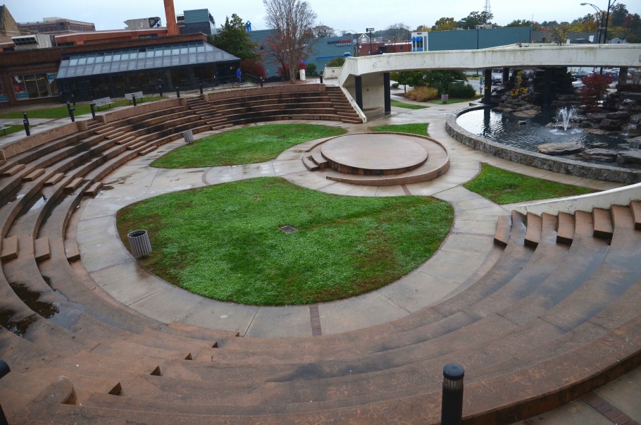 Геопластика амфитеатр