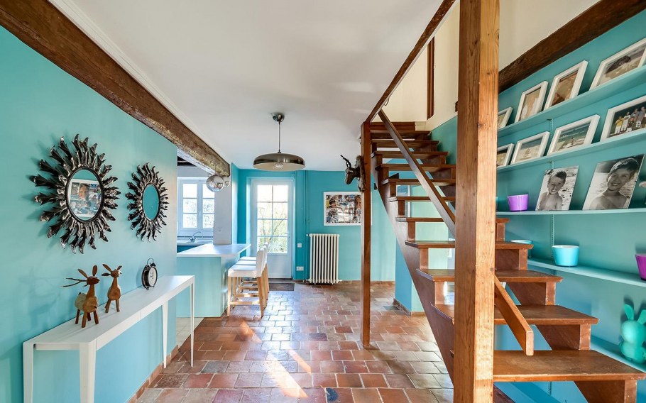 Цвет морской волны в интерьере прихожей