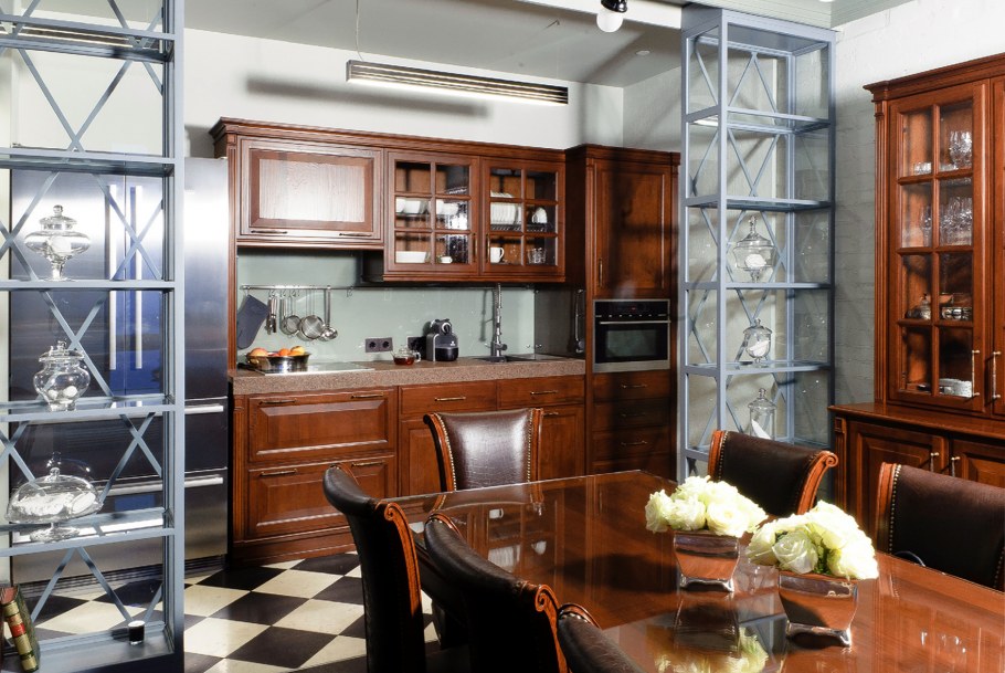 Классика и лофт на кухне