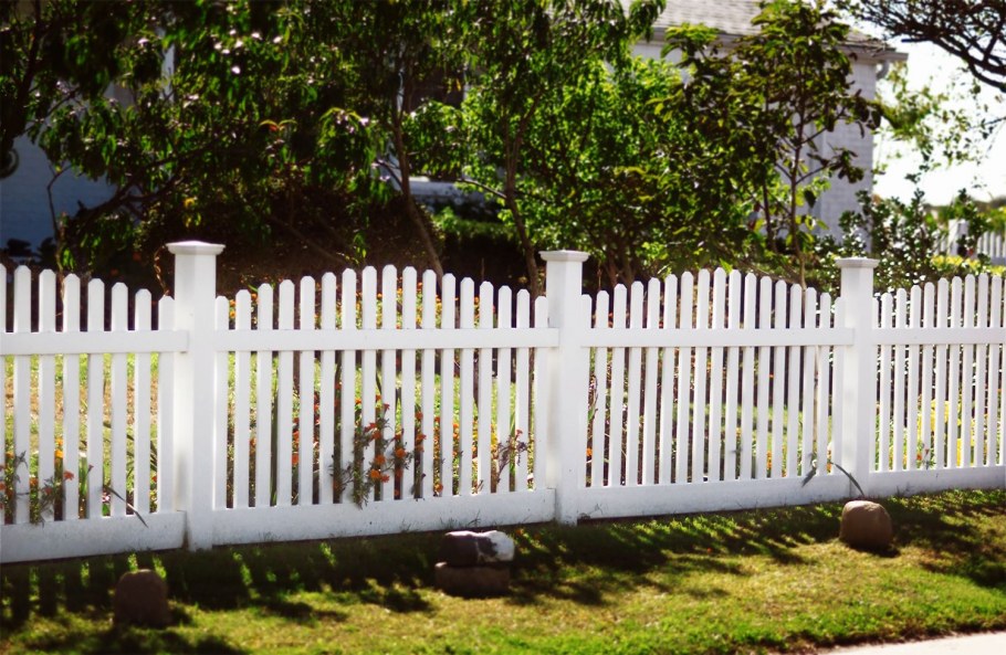 Штакетник деревянный белый