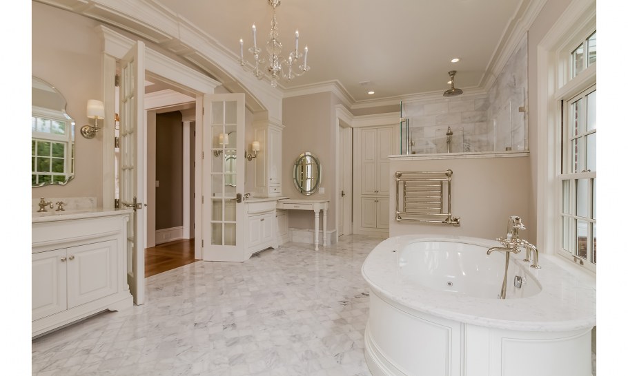 Ванная цвета слоновой кости