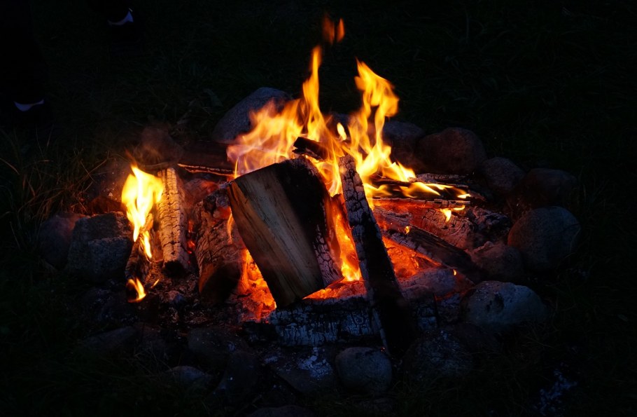 Костер зажжен