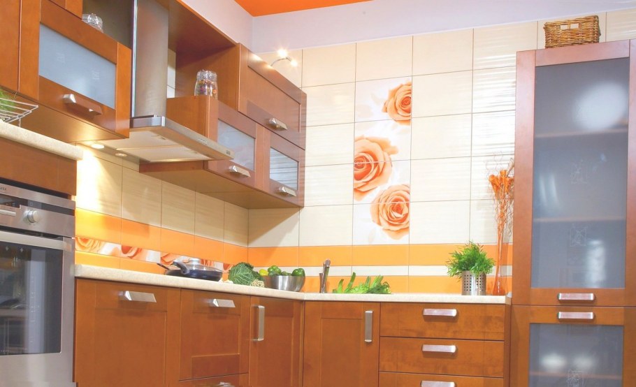 Дизайнерская отделка плиткой кухни
