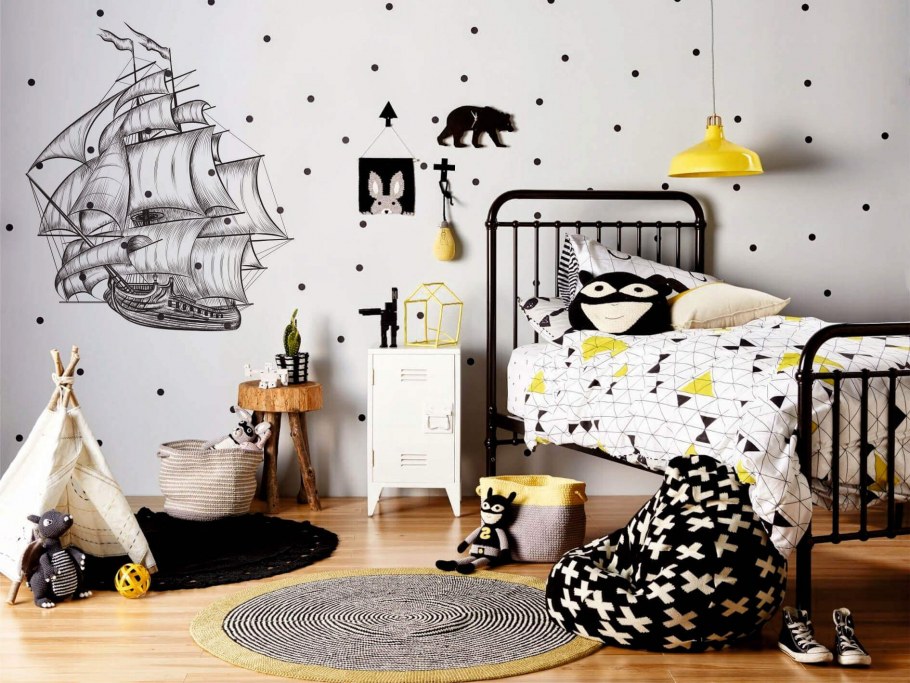 Черно белая детская комната