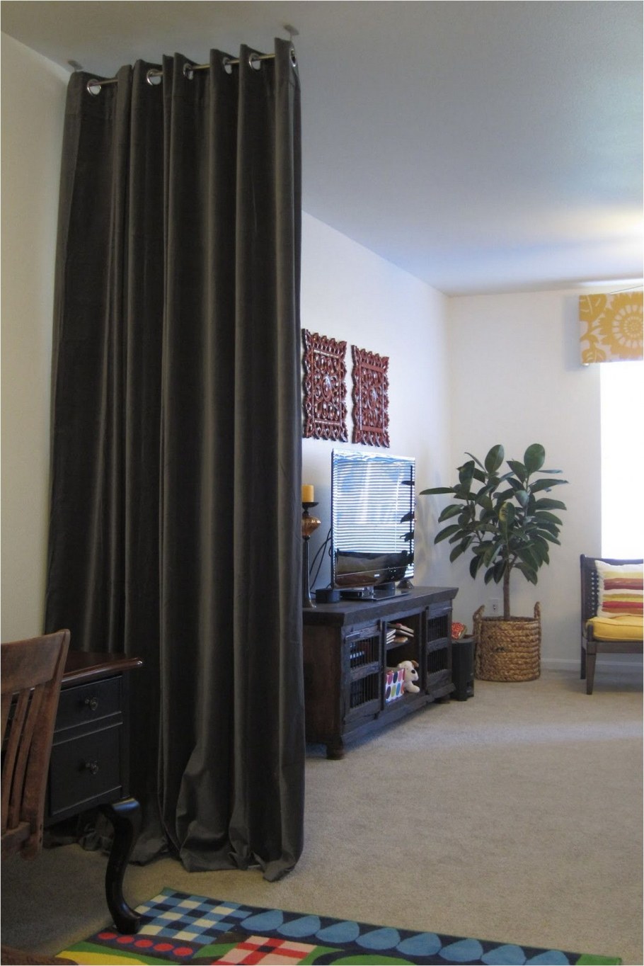 Кисея в интерьере гостиной