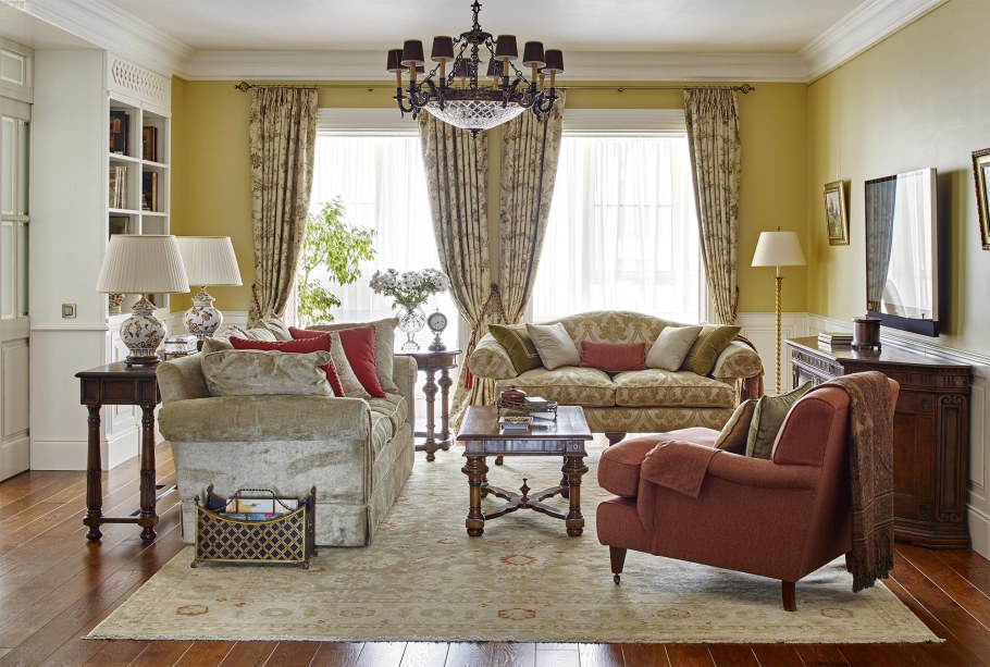 Зал в английском стиле