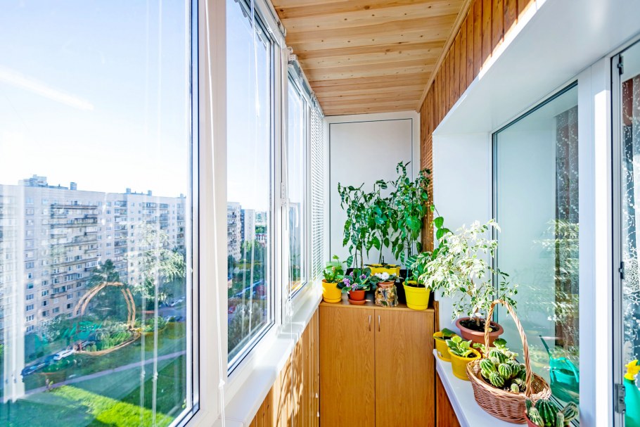 Панорамное остекление лоджии 6 метров