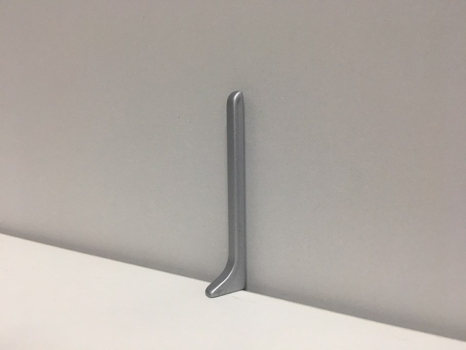 Алюминиевый плинтус l образный 60 мм