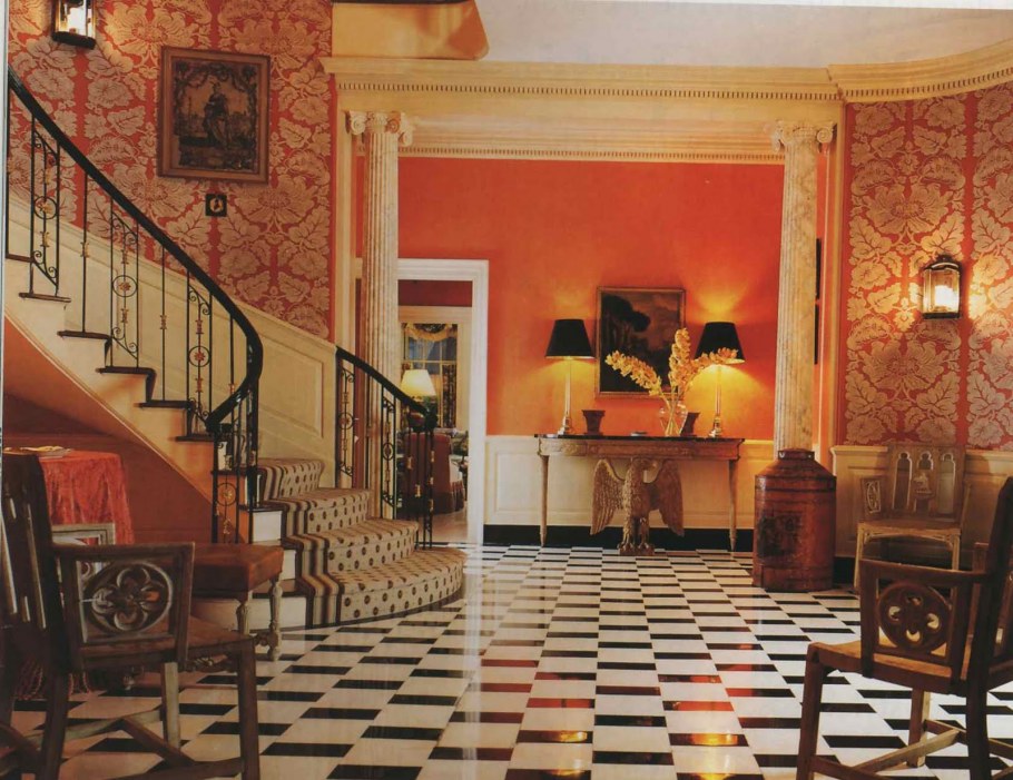 Коридор в английском доме 19 век