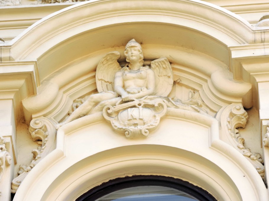 Барочная лепнина сталинский Ампир