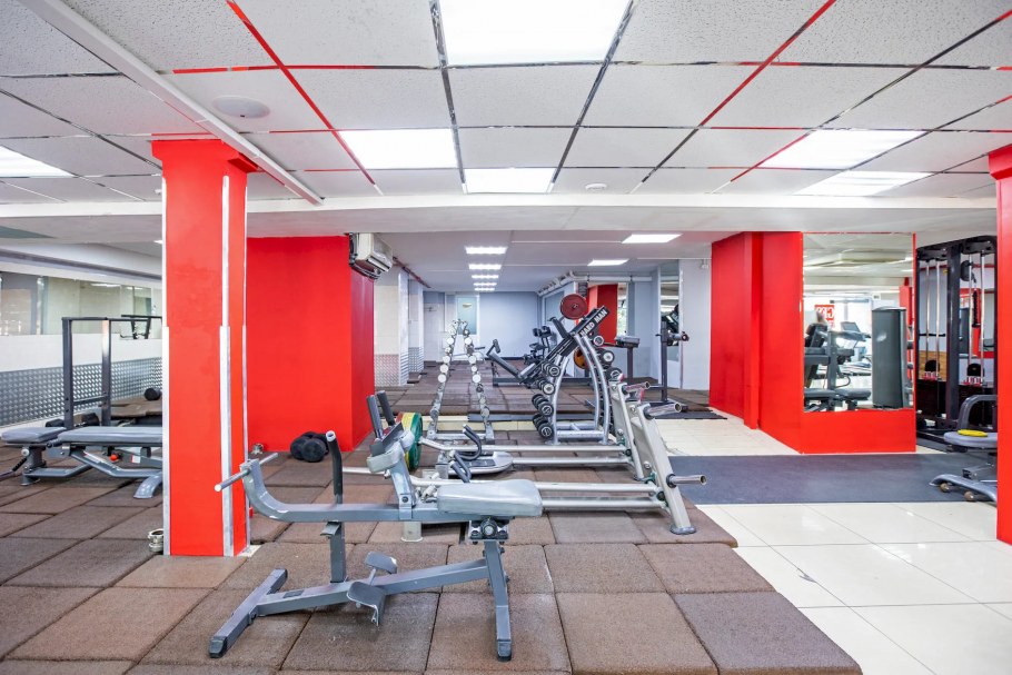 Сдам квартиру наб Академика Туполева 15