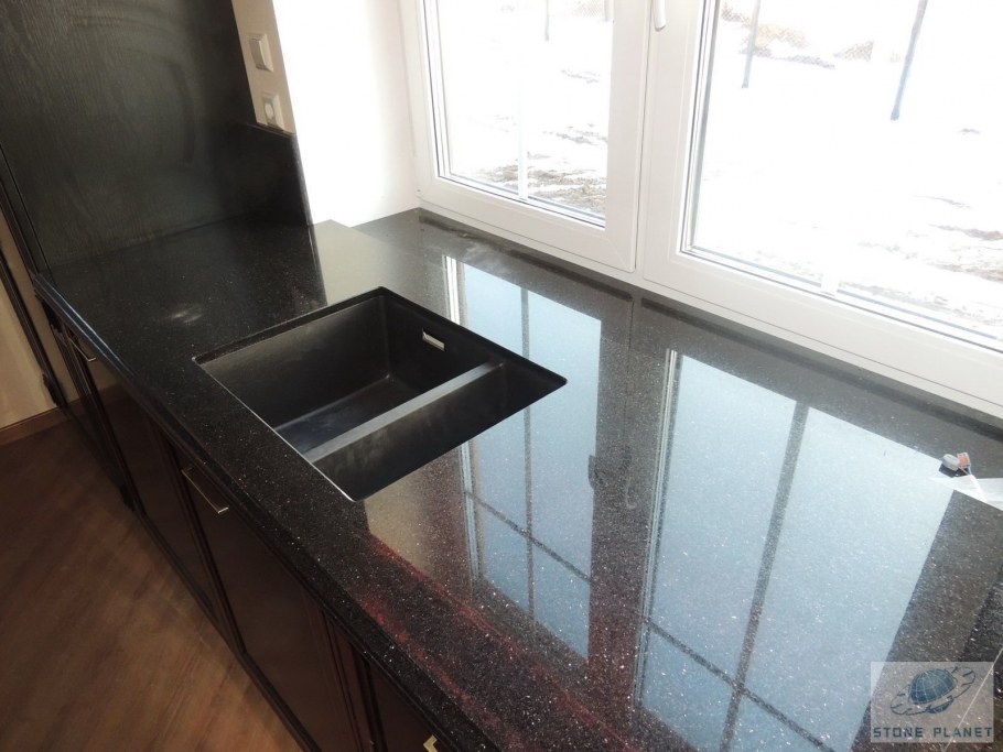 Подоконник кварцевый агломерат