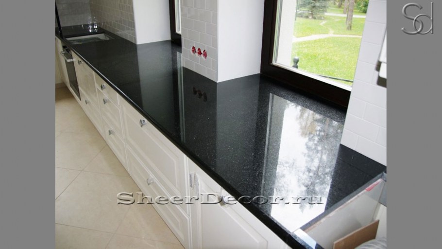 Отделка балкона ламинатом