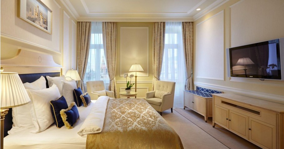 Балчуг Резиденс”, Садовническая улица