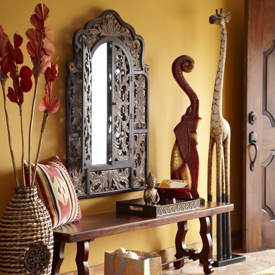 Зеркало в индийском стиле