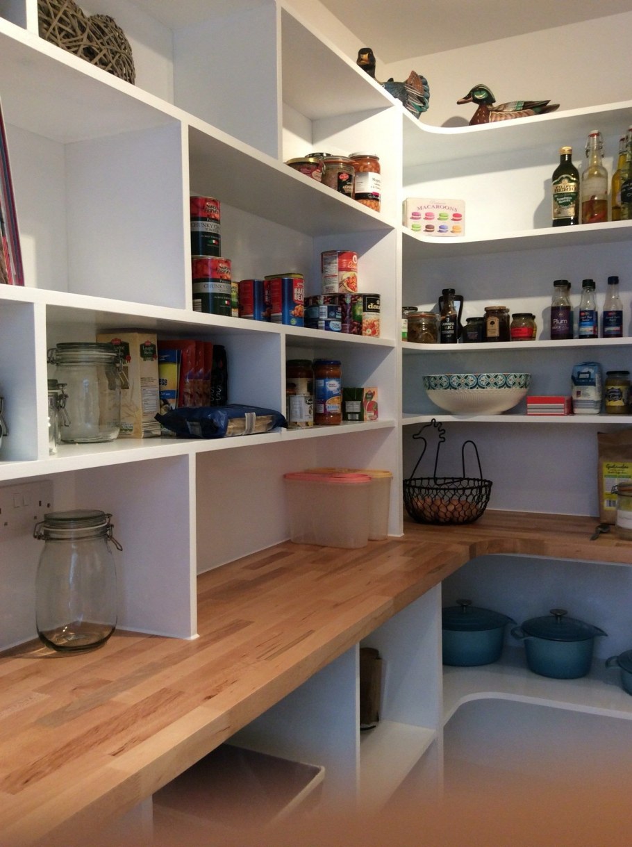 Полки в кухонную кладовую