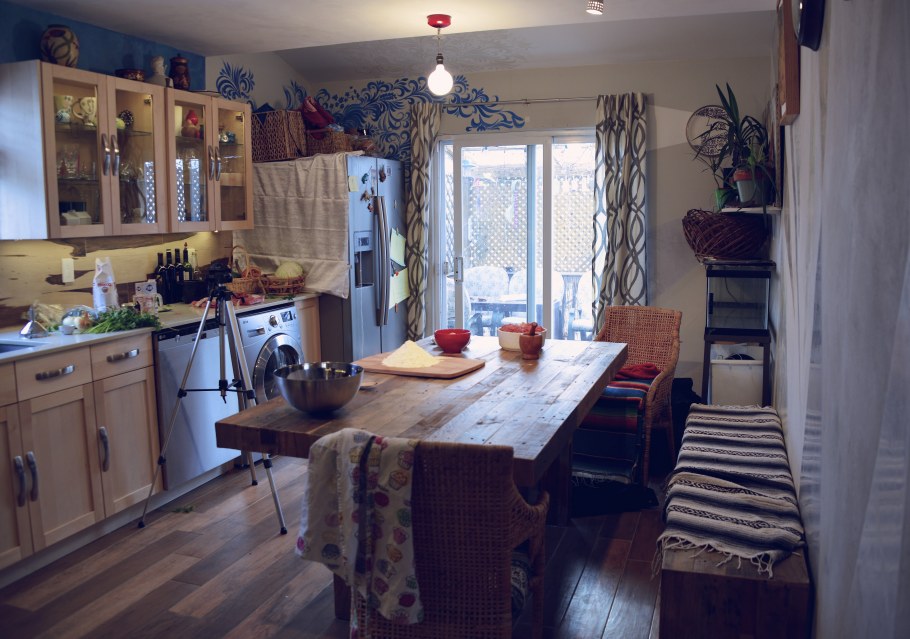 Кухня в русском стиле в квартире