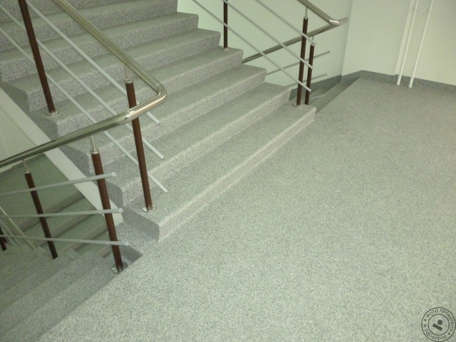 Полимерное покрытие для ступеней