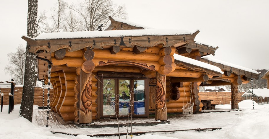 Сказочные бани из бревна