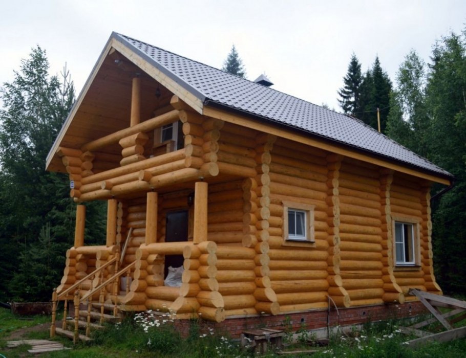 Срубы домов из бревна