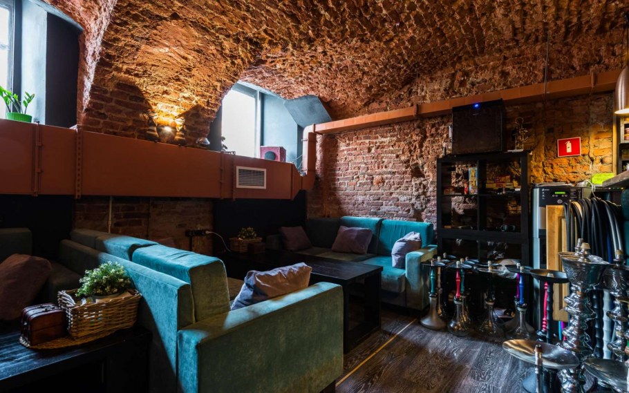 Закрытый кальянный Lounge дом сведенных мостов