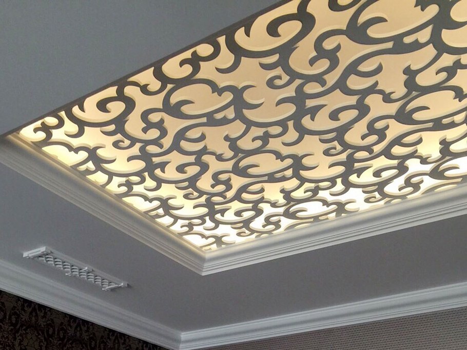 Резные панели на потолок