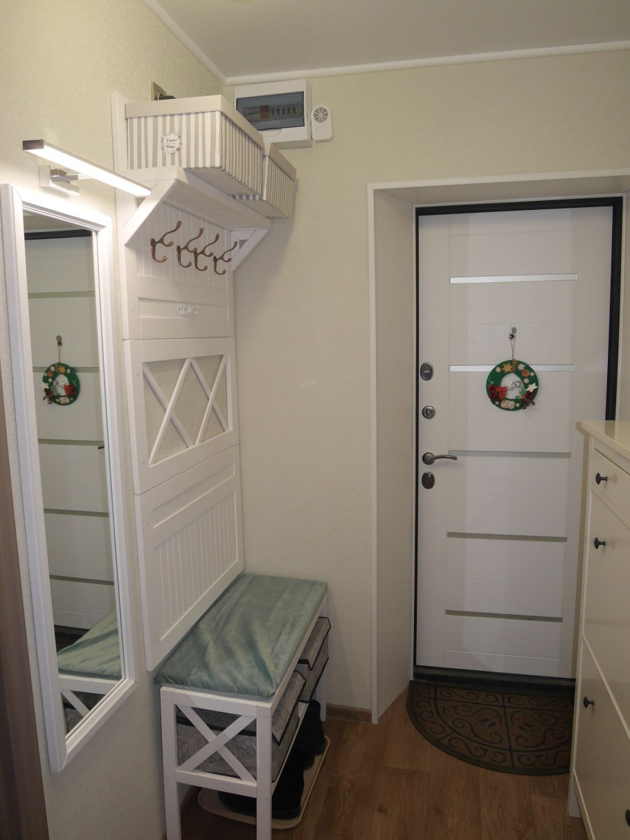 Маленькая прихожая в хрущевке