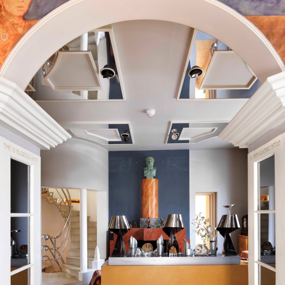 «Тематический дом» Дженкса в Лондоне