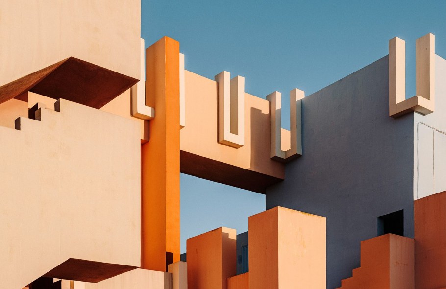 Постмодернизм в архитектуре Рикардо Бофилл