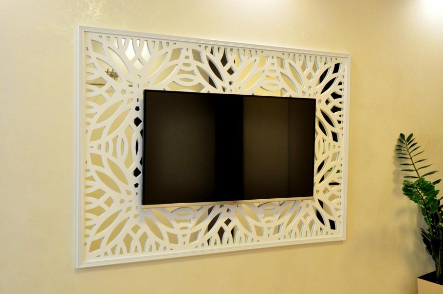 Декоративная решетка под телевизор